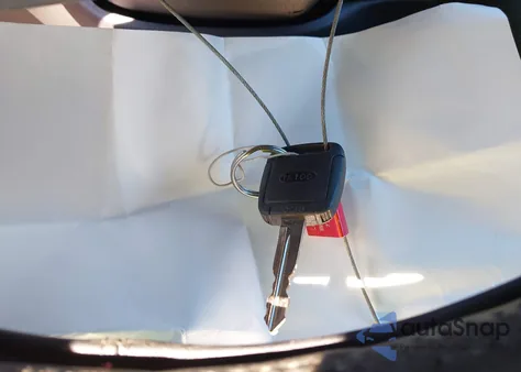 1999 Ford Mustang z USA, uszkodzony, nr VIN 1FAFP4041XF215271